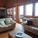 Apartament Fellenrueti 81 By Interhome